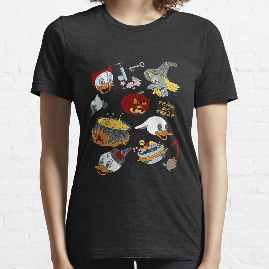Halloween Trick or Treat! T-Shirt Essential T-Shirt