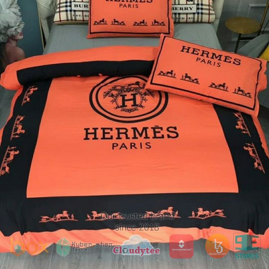 Hermes Paris Black-Orange Bedding Set – LIMITED EDITION