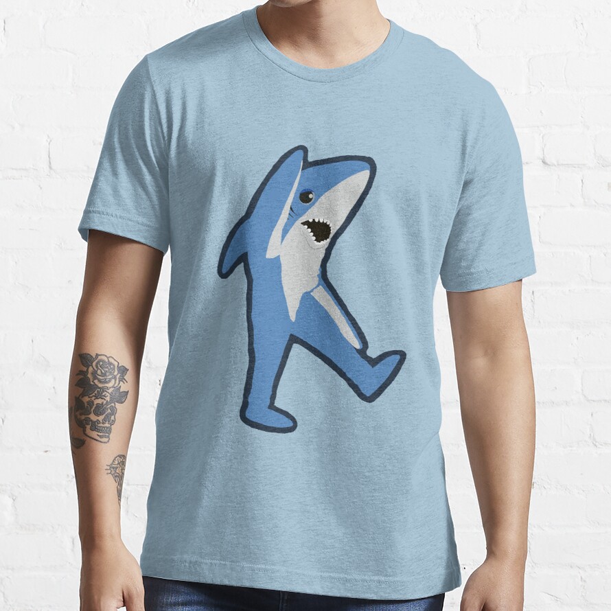 Left Shark Essential T-Shirt