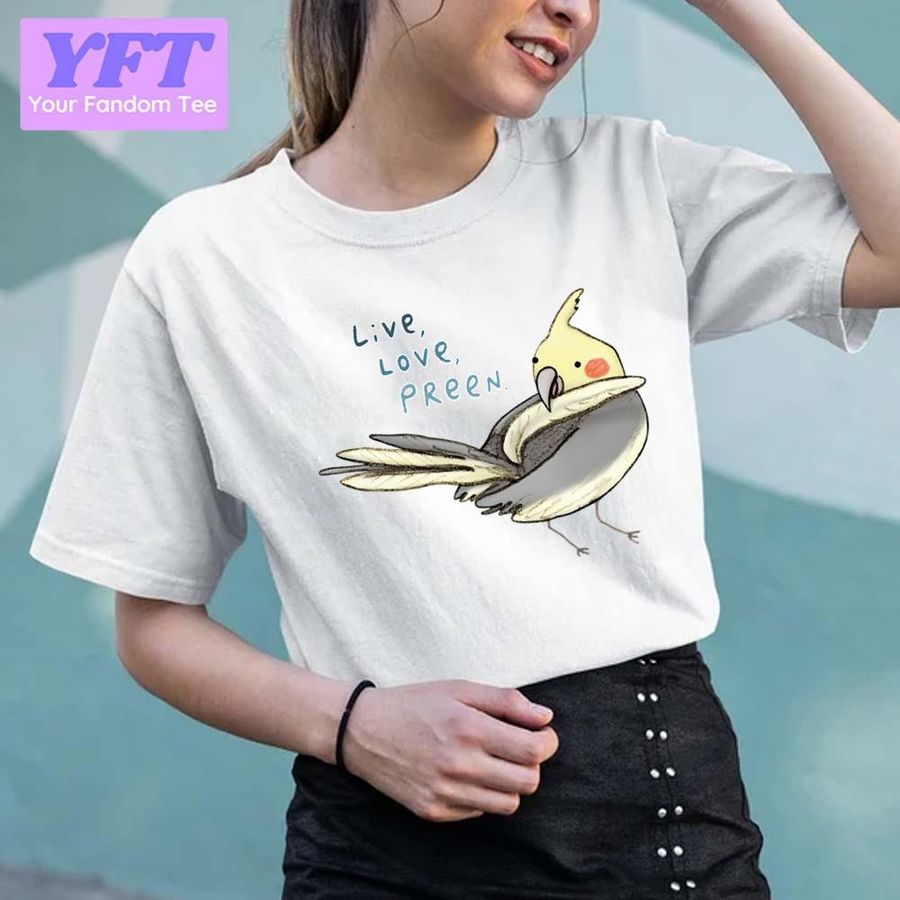 Live Love Preen Parrot Trending Art Unisex T-Shirt