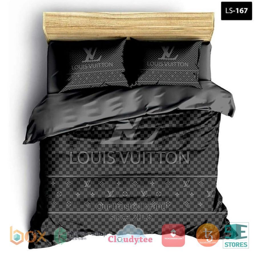 Louis Vuitton Grey-Black Bedding Set – LIMITED EDITION