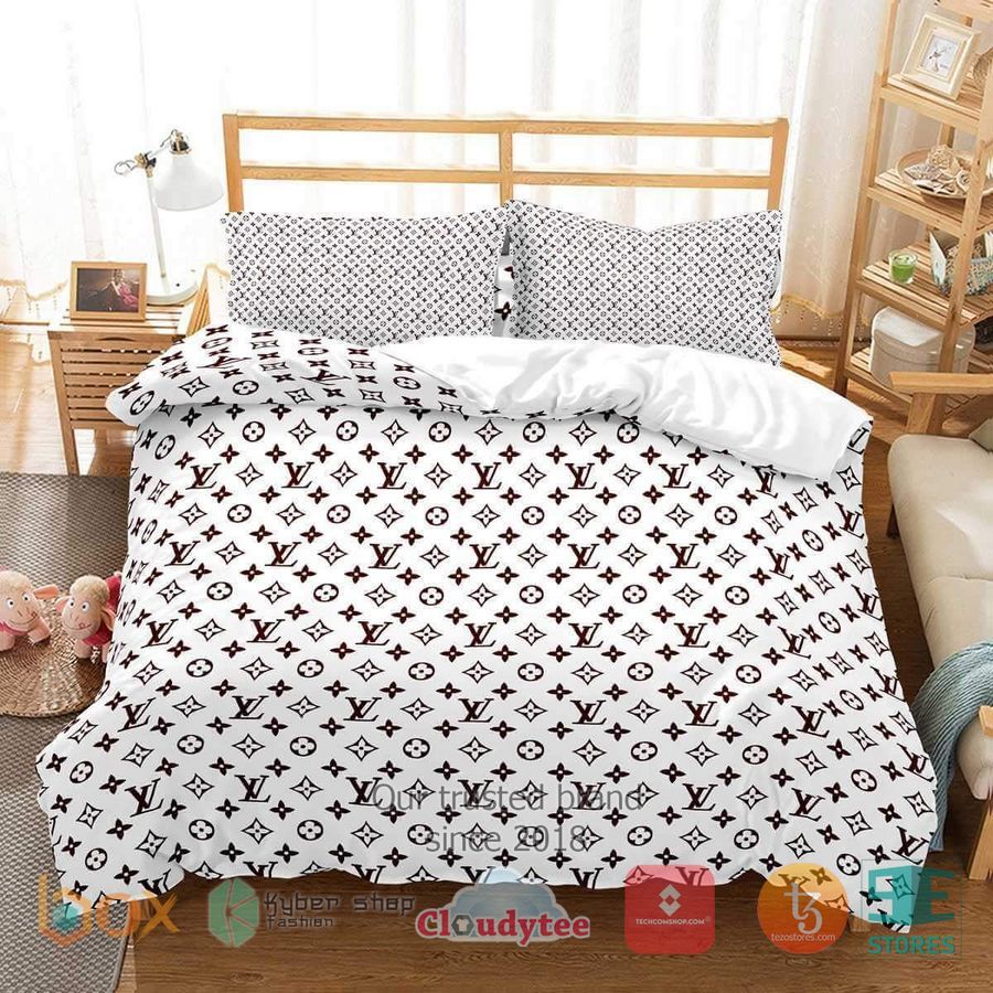 Louis Vuitton Luxury French white Bedding Set – LIMITED EDITION