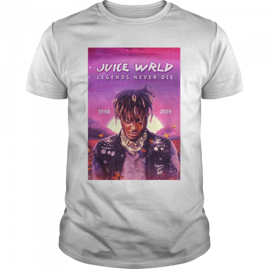 Loves Music And Juice Anime Many Lands Wrld Music Awesome Classic T-Shirt