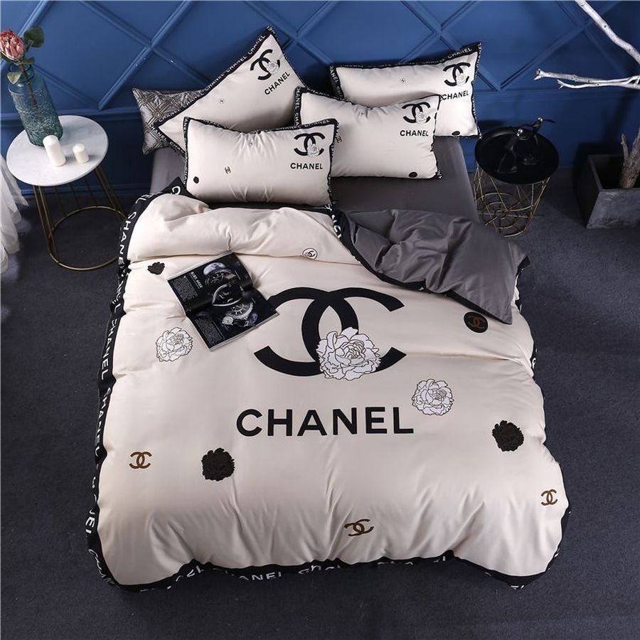 Luxury CN Chanel Type 46 Bedding Sets Duvet Cover Luxury Brand Bedroom Sets