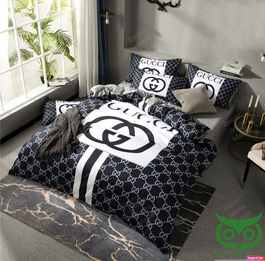 Luxury Gucci Black with Multiple Logos and Brand Logo in Center Bedding Set
