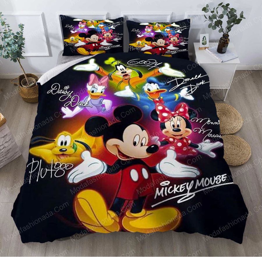 Mickey Mouse Daisy Pluto Cartoon 8 Bedding Set.png