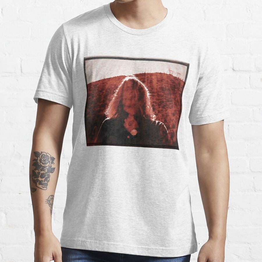 Needed Gifts Ty Segall Manipulator Dark Red Classique Vintage Photograp Essential T-Shirt