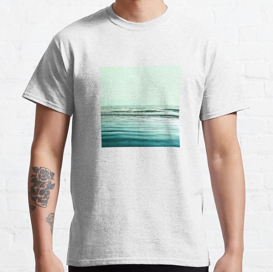 Ocean Waves Photo Classic T-Shirt