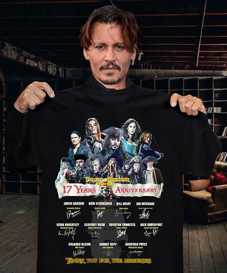 Pirates Of The Caribbean 17Th Anniversary Image And Signatures Fans Gift Black T Shirt Men And Women S-6XL Cotton