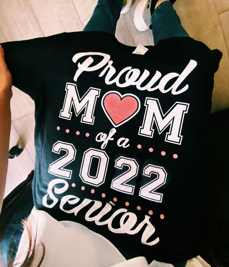 Proud mom of a 2022 senior – Mother's day gift, 2022 student mother