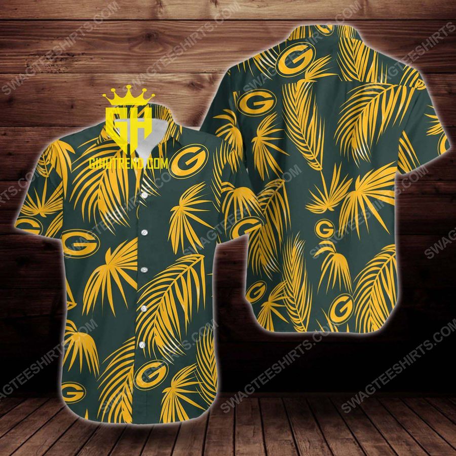 Tropical summer green bay packers short sleeve hawaiian Shirt And Shorts