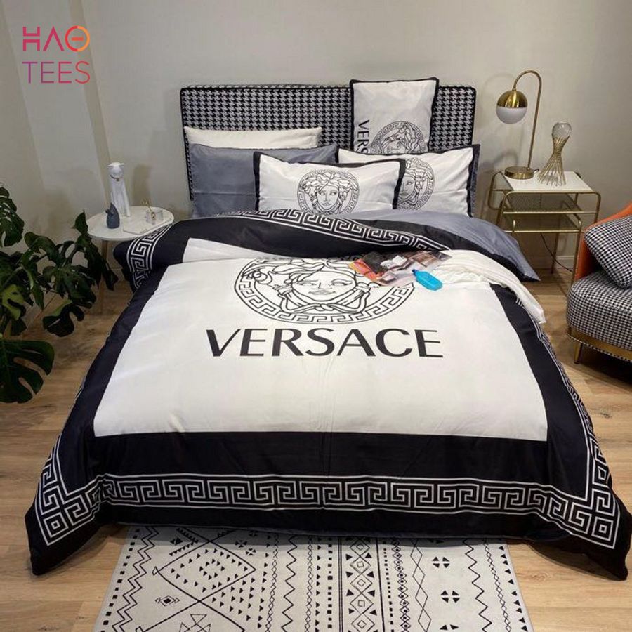 Versace Black  White Bedding Set