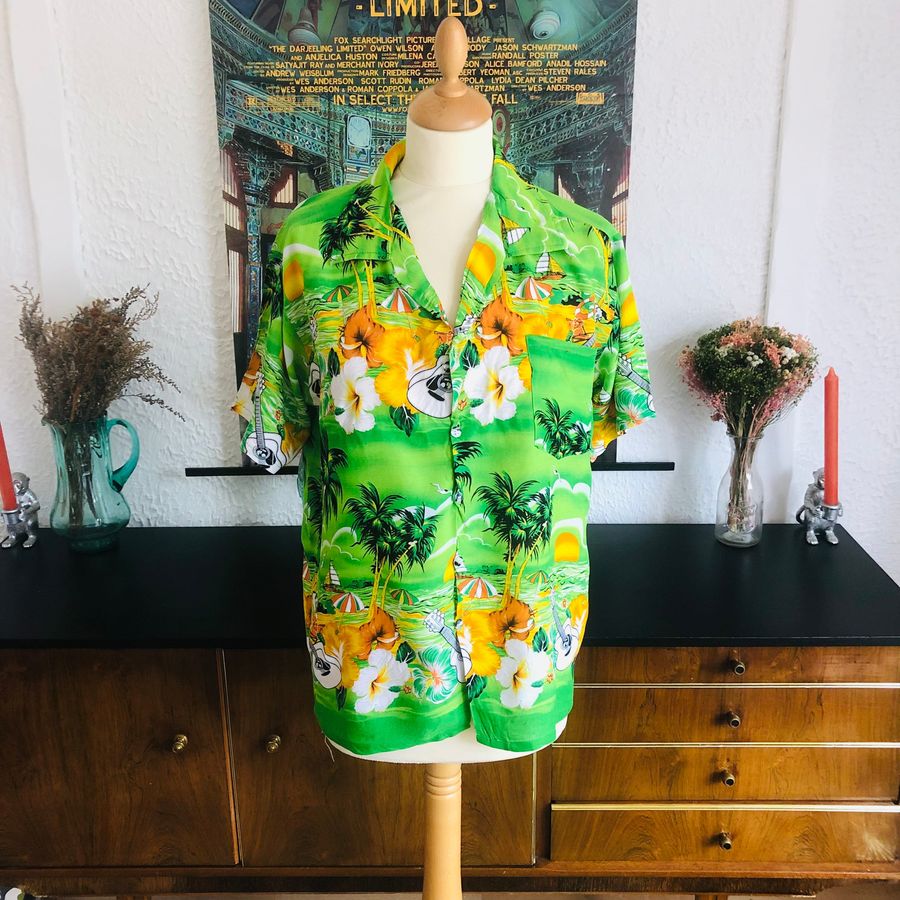 Vintage 1990’s Bright Green Hawaiian Shirt Blouse Retro Nineties