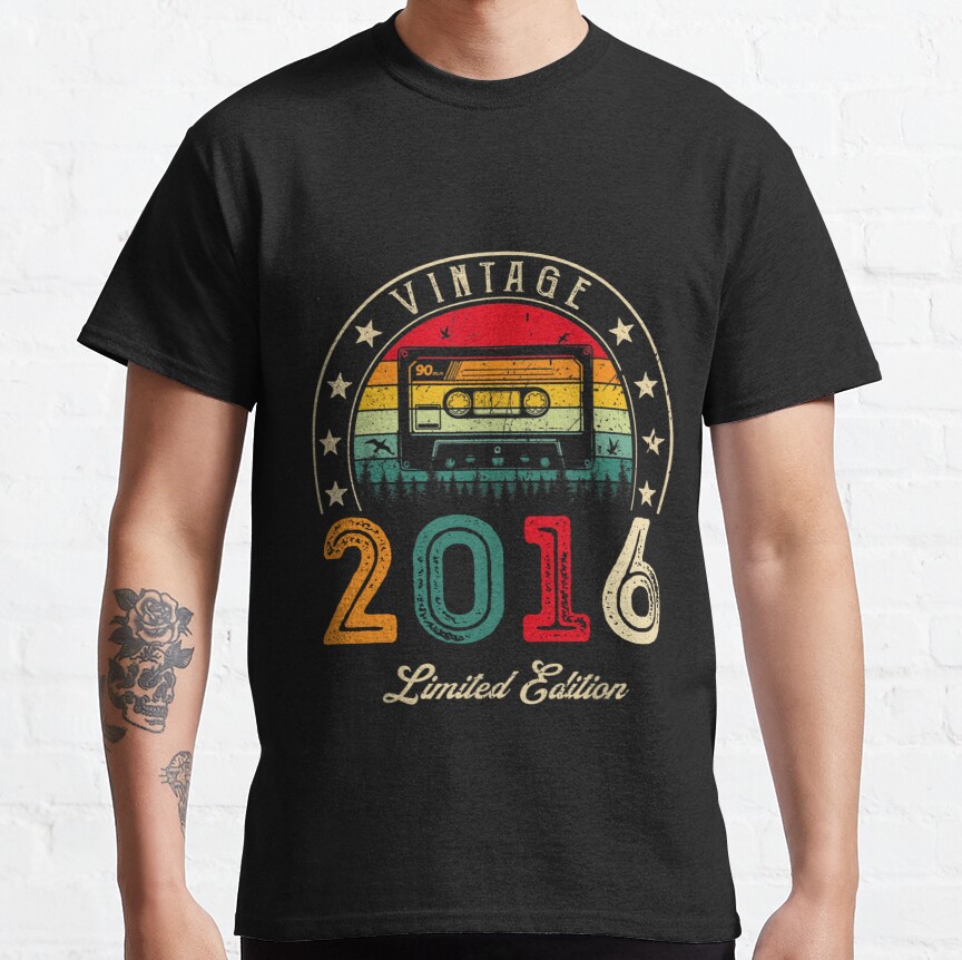 Vintage 2016 Retro Cassette 2016 6th Birthday 6 Years Old Limited Edition Classic T-Shirt
