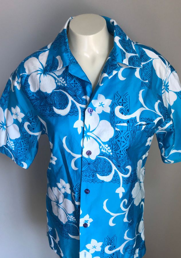 Vintage Hawaiian Aloha Shirt, Size Medium-1