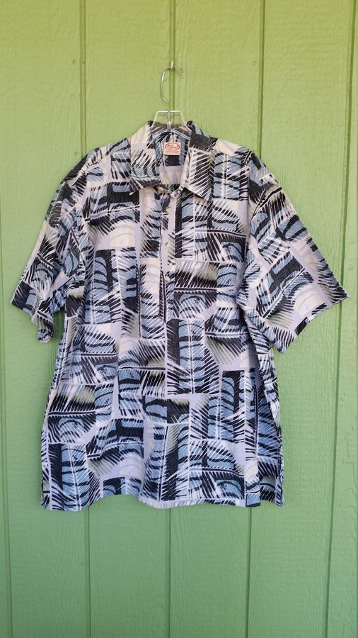Vintage Men's Hawaiian Shirt by Go Barefoot A Hawaiian Tradition, Blues, Green, White, Size 2XL