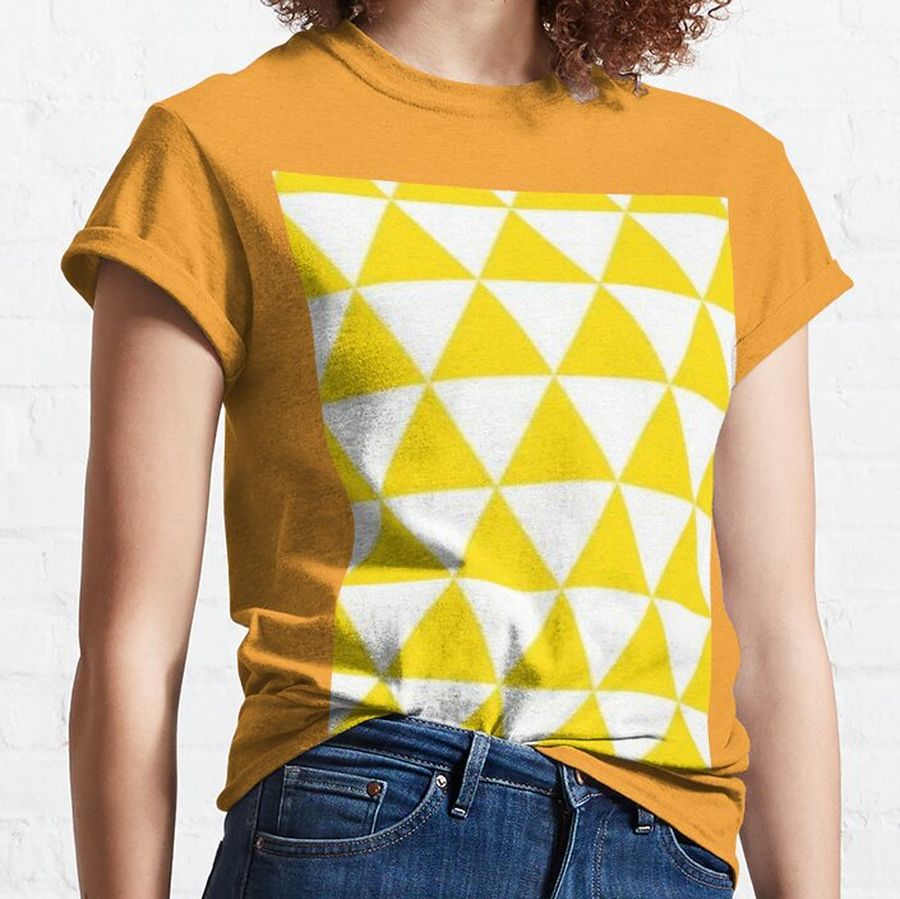 Yellow triangle  Classic T-Shirt