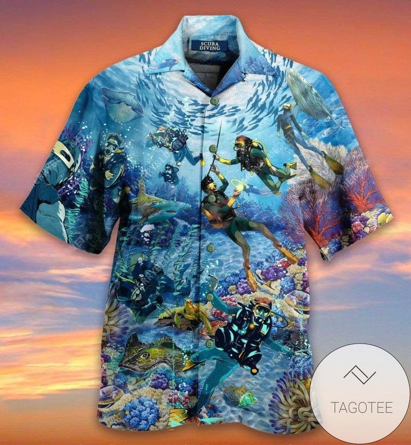 Amazing Blue Scuba Diving And Coral Reefs Hawaiian Aloha Shirts