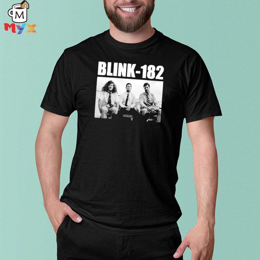 Blink182 merch I like the old blink182 shirt