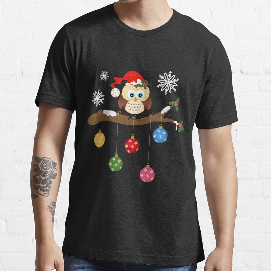 Christmas Owl Essential T-Shirt