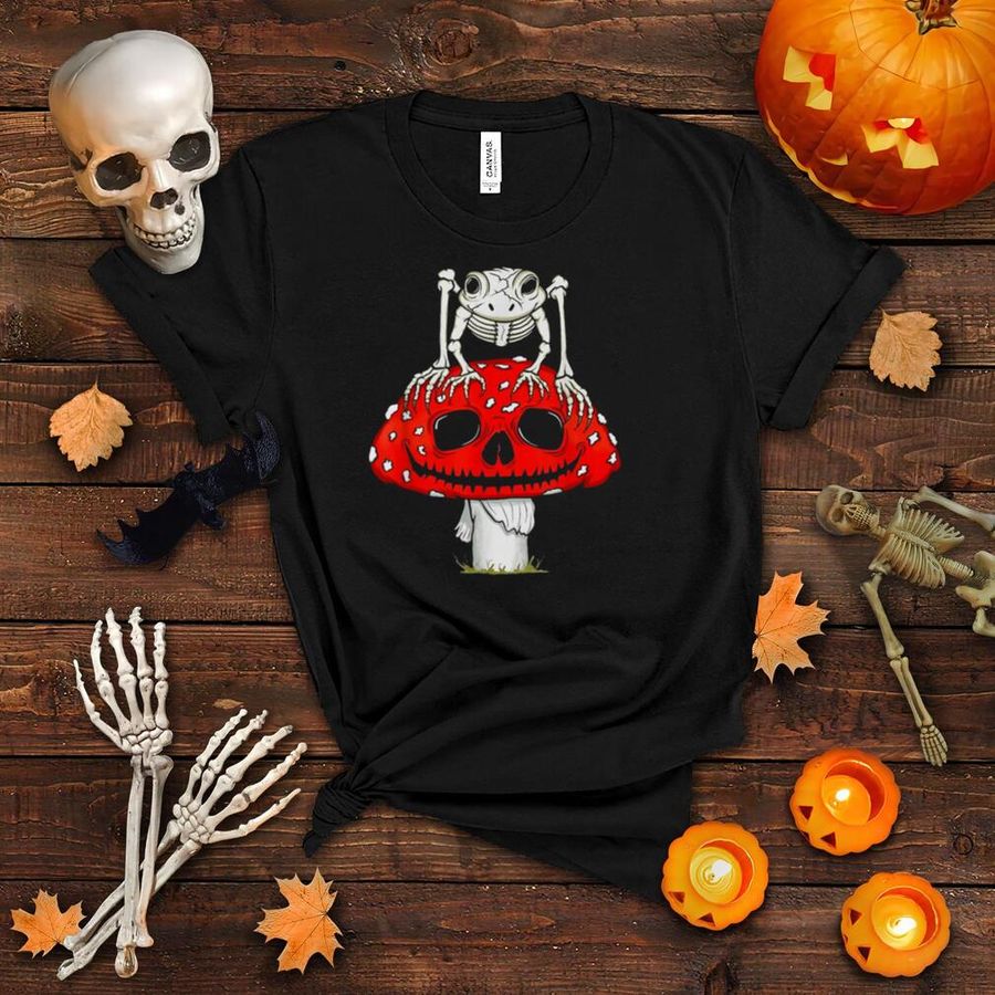 Cottagecore Frog Skull Mushroom Halloween Horror Sweater T shirt
