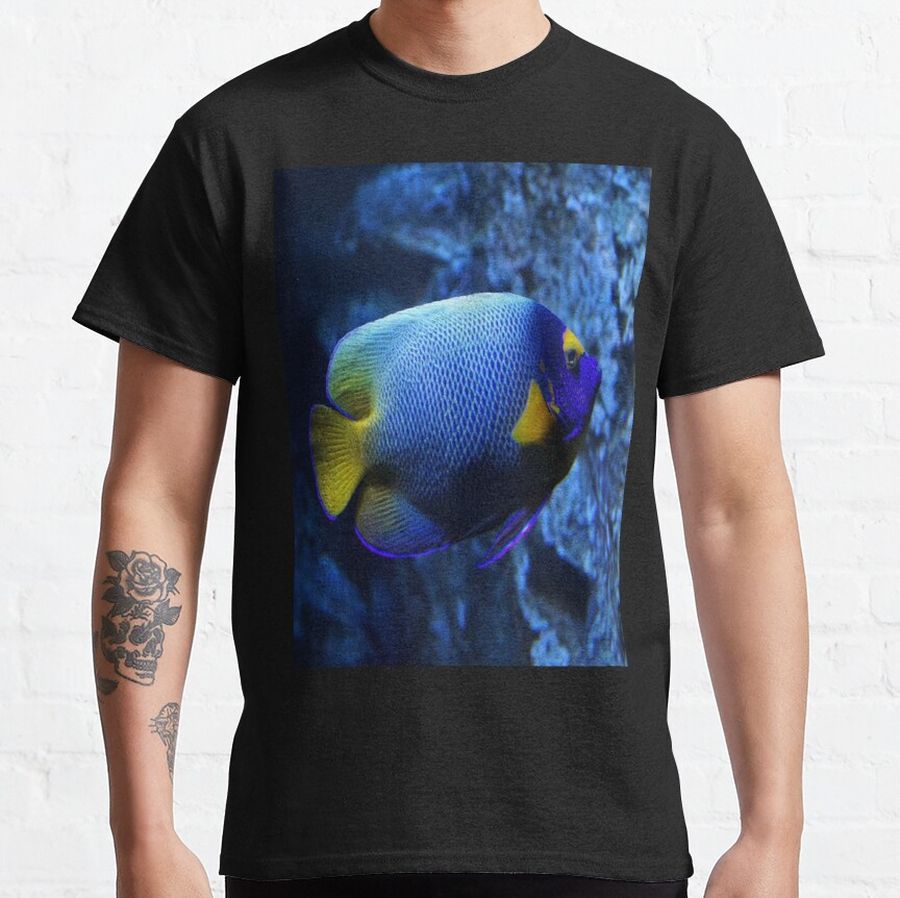 DI COLLECTION-BLUE YELLOW FISH Classic T-Shirt