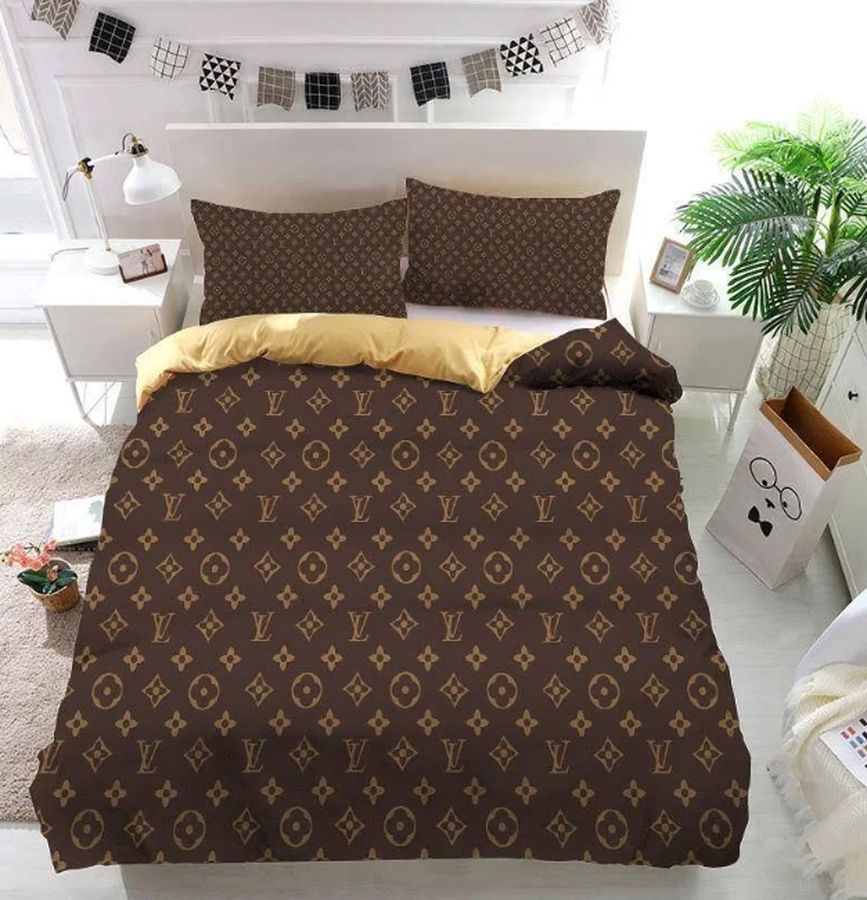 Luxury Louis Vuitton Brown Monogram Bedding Set