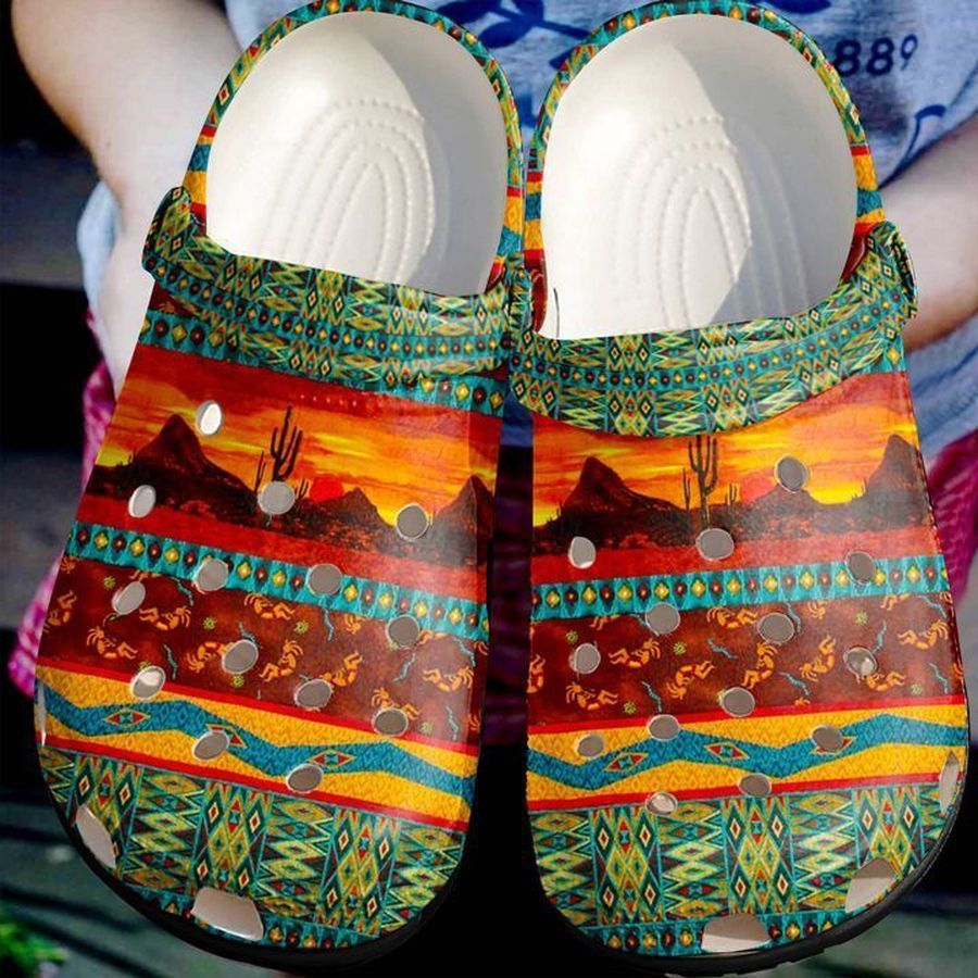 Native American Stunning Pattern Sku 1605 Crocs Clog Shoes