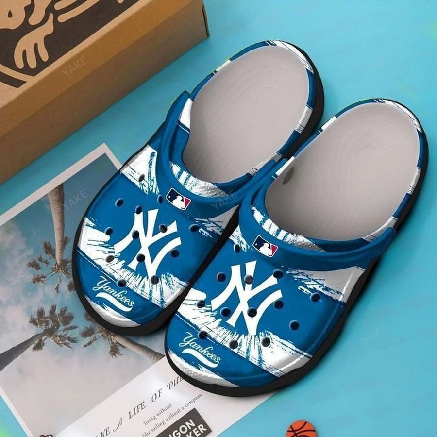 New York Yankees Crocs Crocband Clog Comfortable Water Shoes