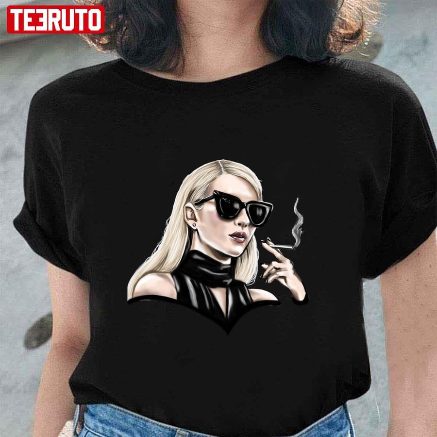 Smoking Queen Scream Queens Gift For Fans Unisex T-shirt