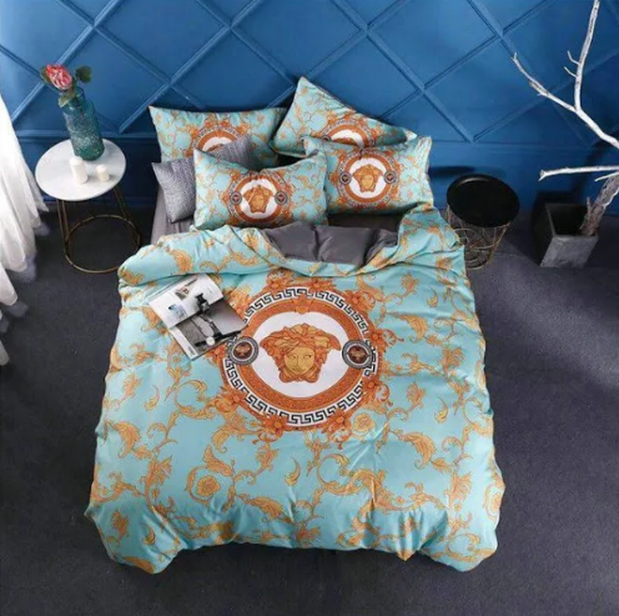 Versace Mint And Signature Flames Bedding Set Queen.png