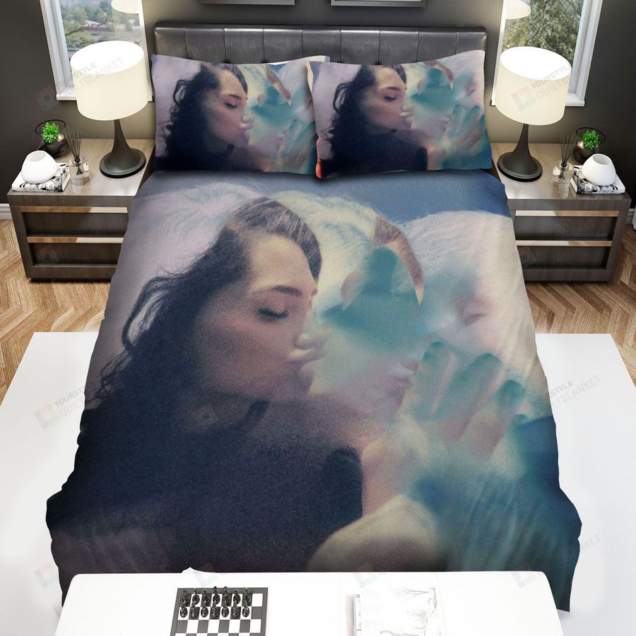 Blushing Kissing Bed Sheets Spread Comforter Duvet Cover Bedding Sets