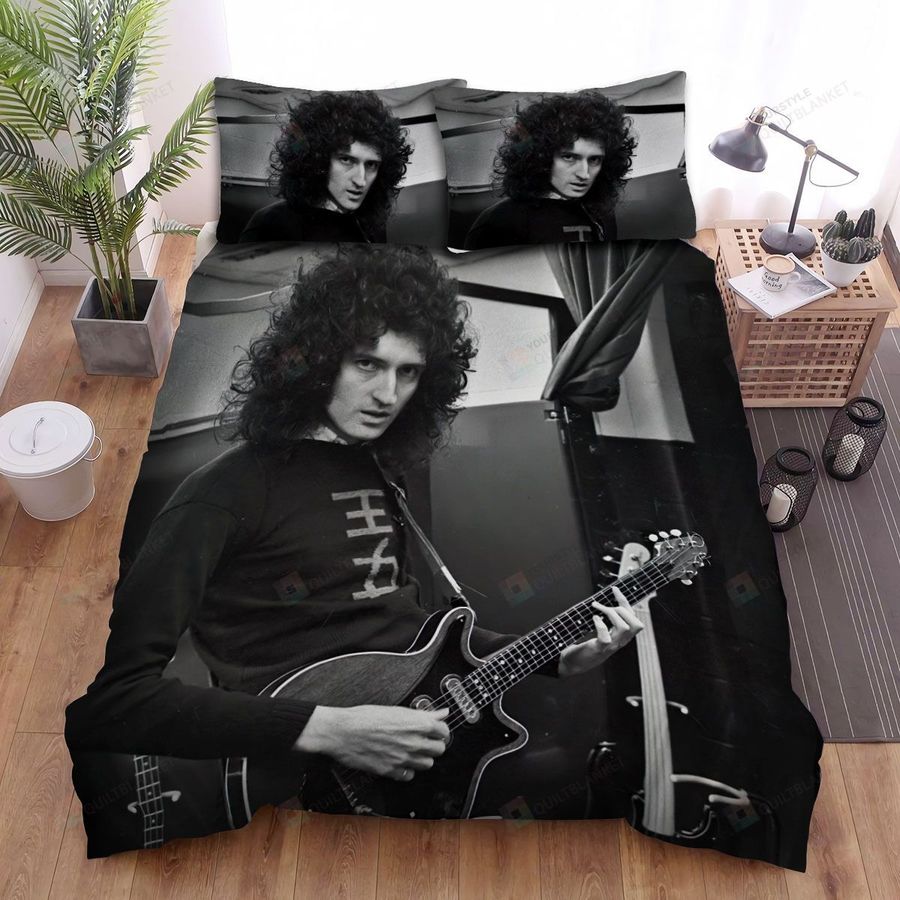 Brian May Musician Singer Black And White Picture Bed Sheets Spread Comforter Duvet Cover Bedding Sets