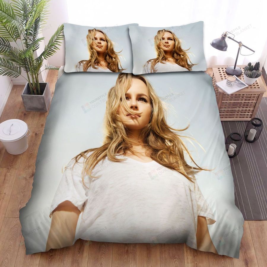 Bridgit Mendler Just Jared Photoshoot Bed Sheets Spread Comforter Duvet Cover Bedding Sets