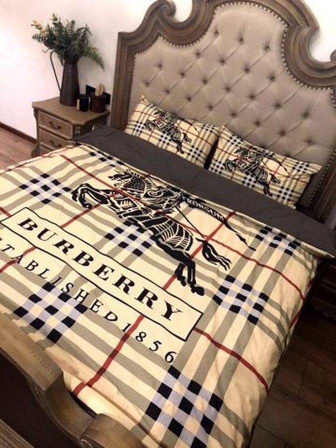 Burberry London Luxury Brand Type 52 Bedding Sets Duvet Cover Bedroom Sets