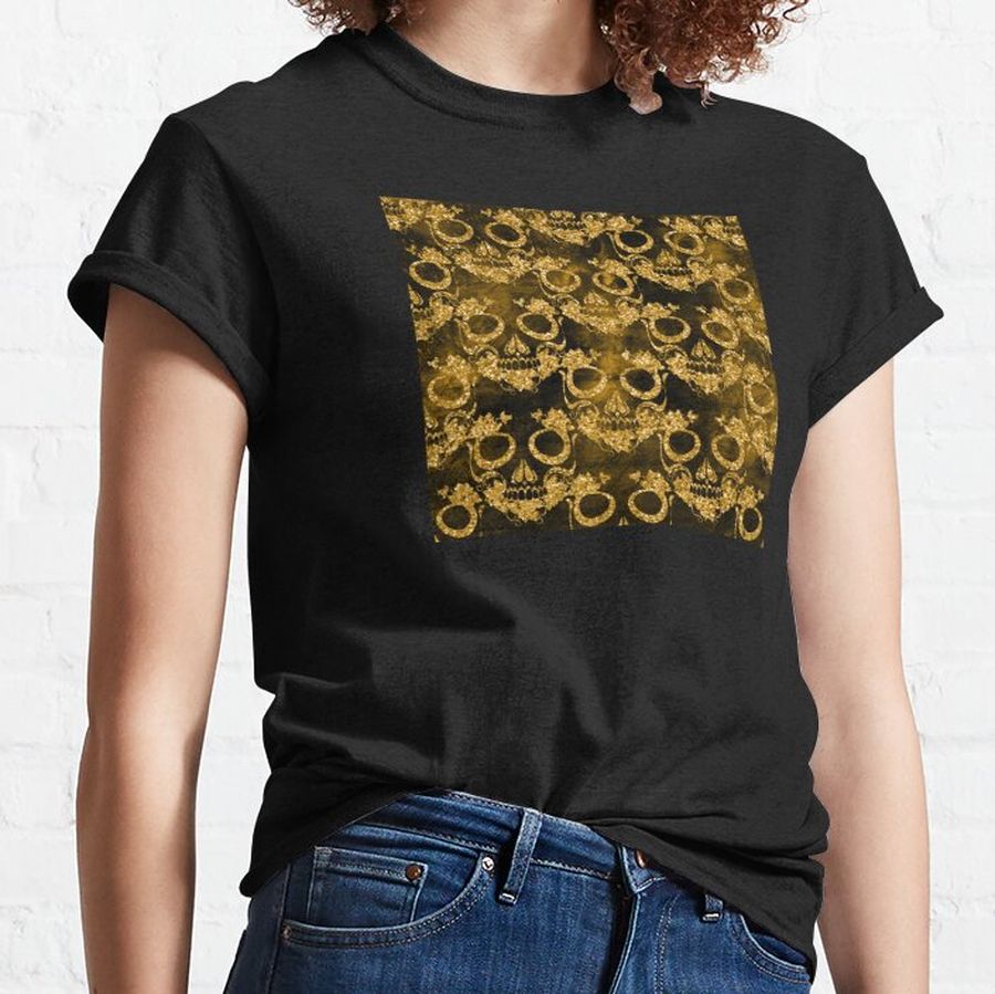 Cool Gold Skull Halloween Pattern Classic T-Shirt