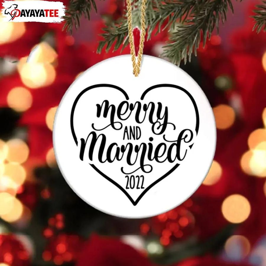 Personalized Married And Merry Christmas Ornament Dercor Tree Xmas Gift