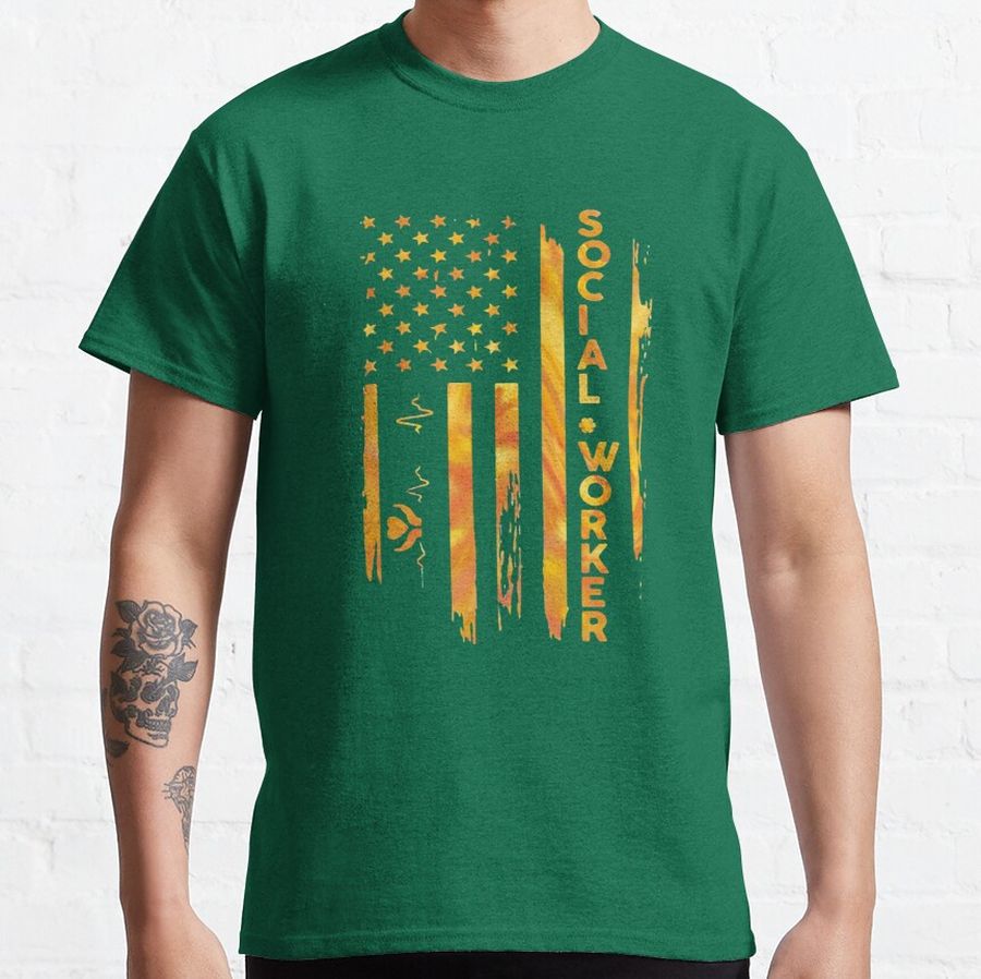 Social Worker American Flag Unisex Youth Tee Women Gift Vintage Classic T-Shirt
