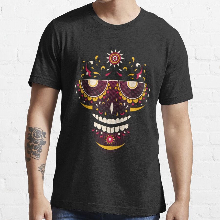 Sugar skull death smiles at everyone   Essential T-Shirt