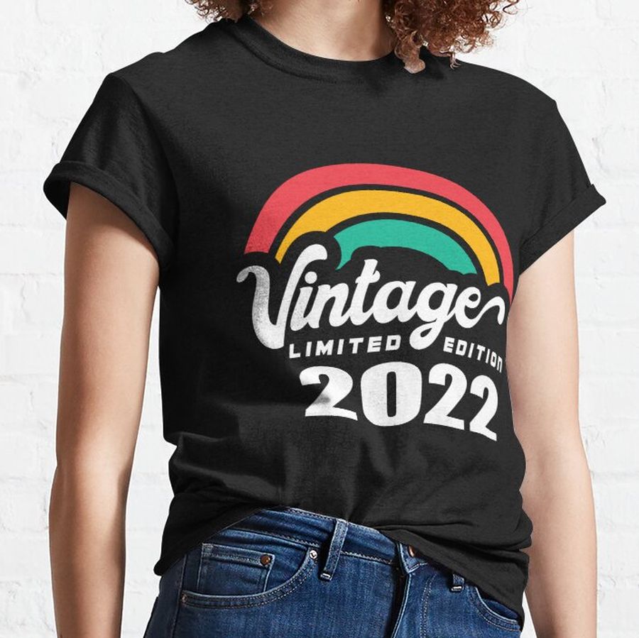 Vintage Birthday Retro 2022 Limited Edition Classic T-Shirt