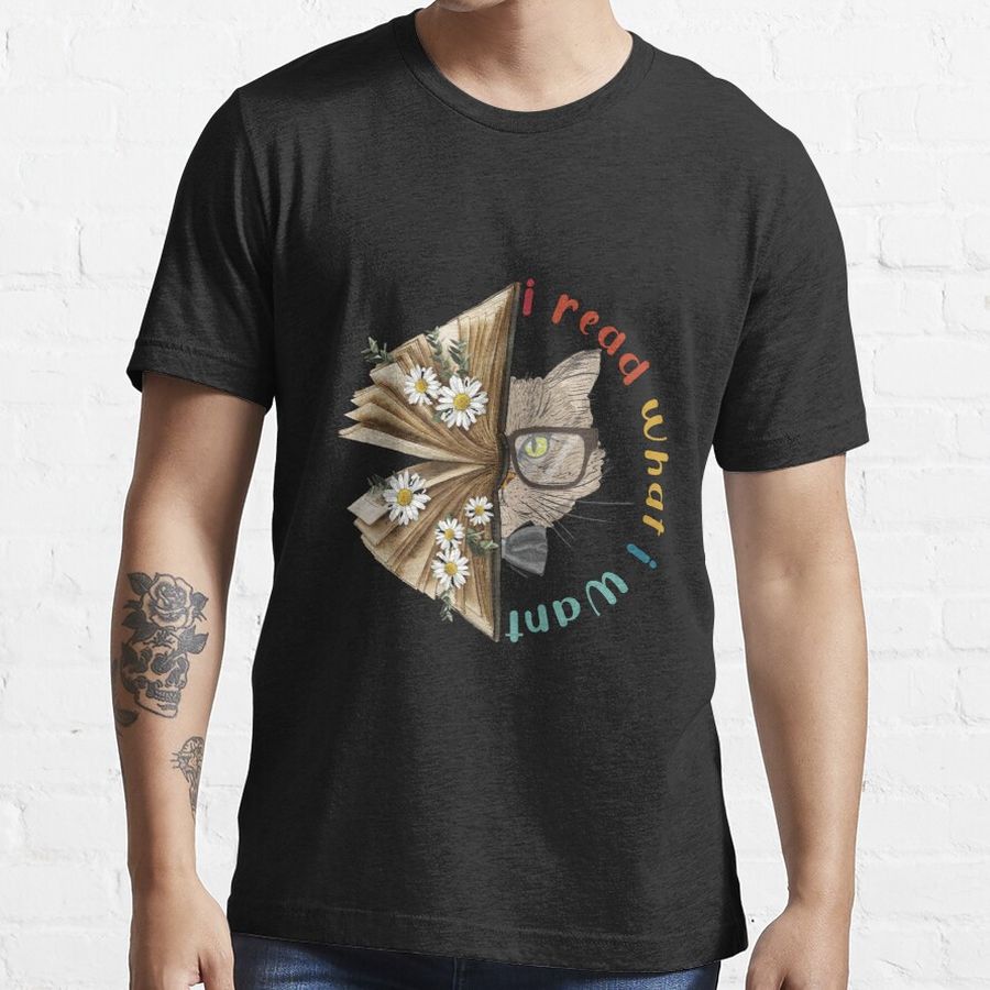 Vintage I Read What I Want Funny Cat wearing Sunglasses Reading A Book Essential T-Shirt