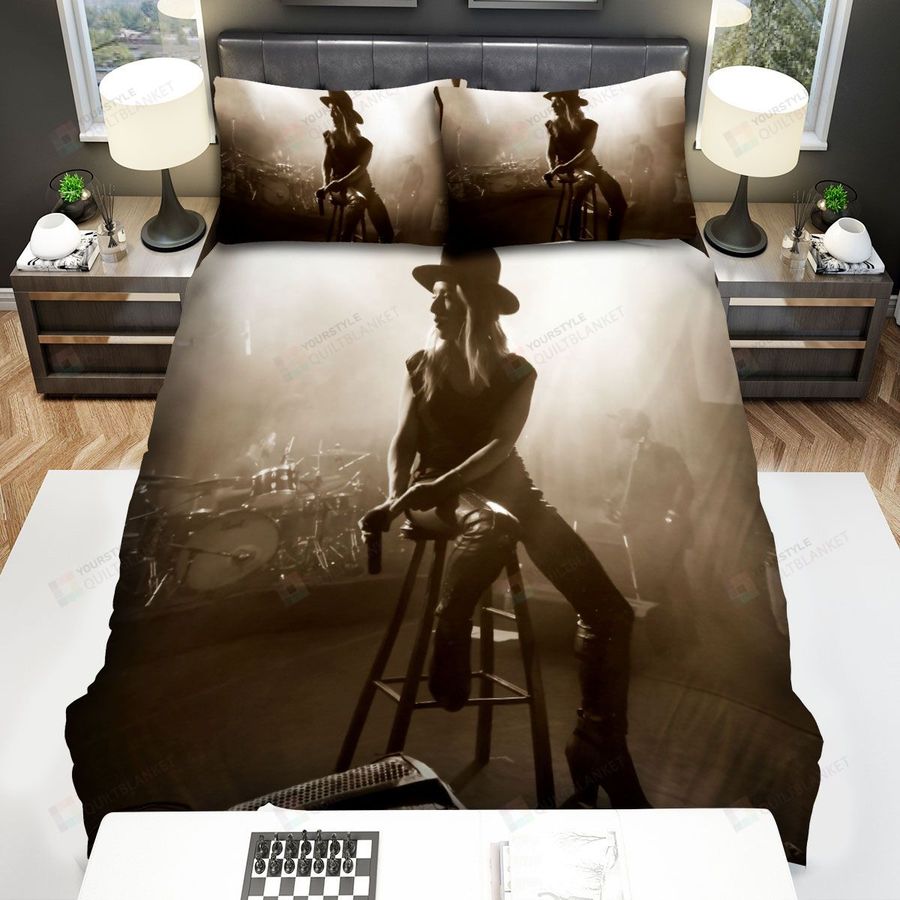 Zz Ward Music Sitting Photo Bed Sheets Spread Comforter Duvet Cover Bedding Sets